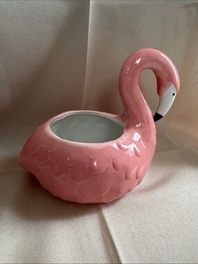 Streamline Ceramic Flamingo Planter Pot Retro Kitsch Pink Grandmacore Decor